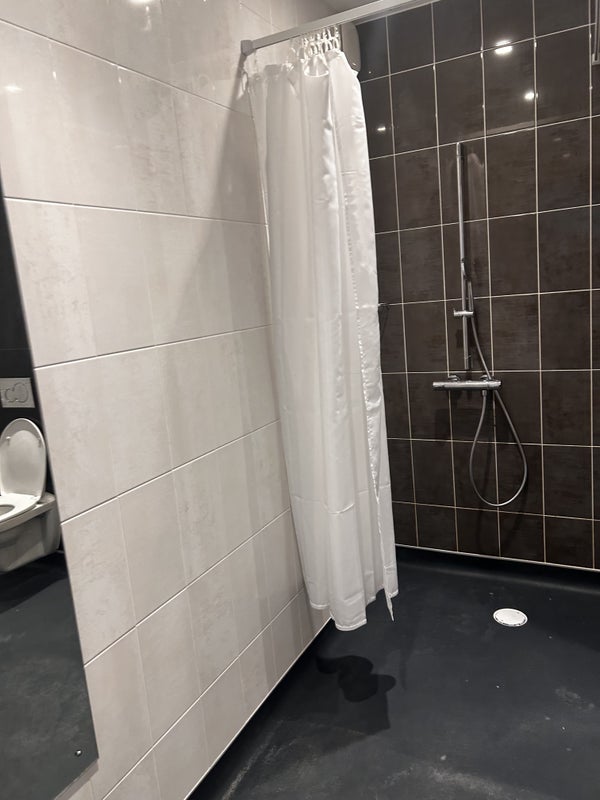 Room Wembley Park Drive in Greater London