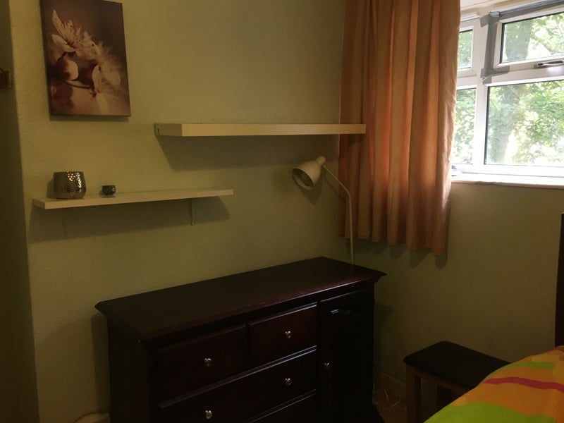 Room Petherton Road in Greater London