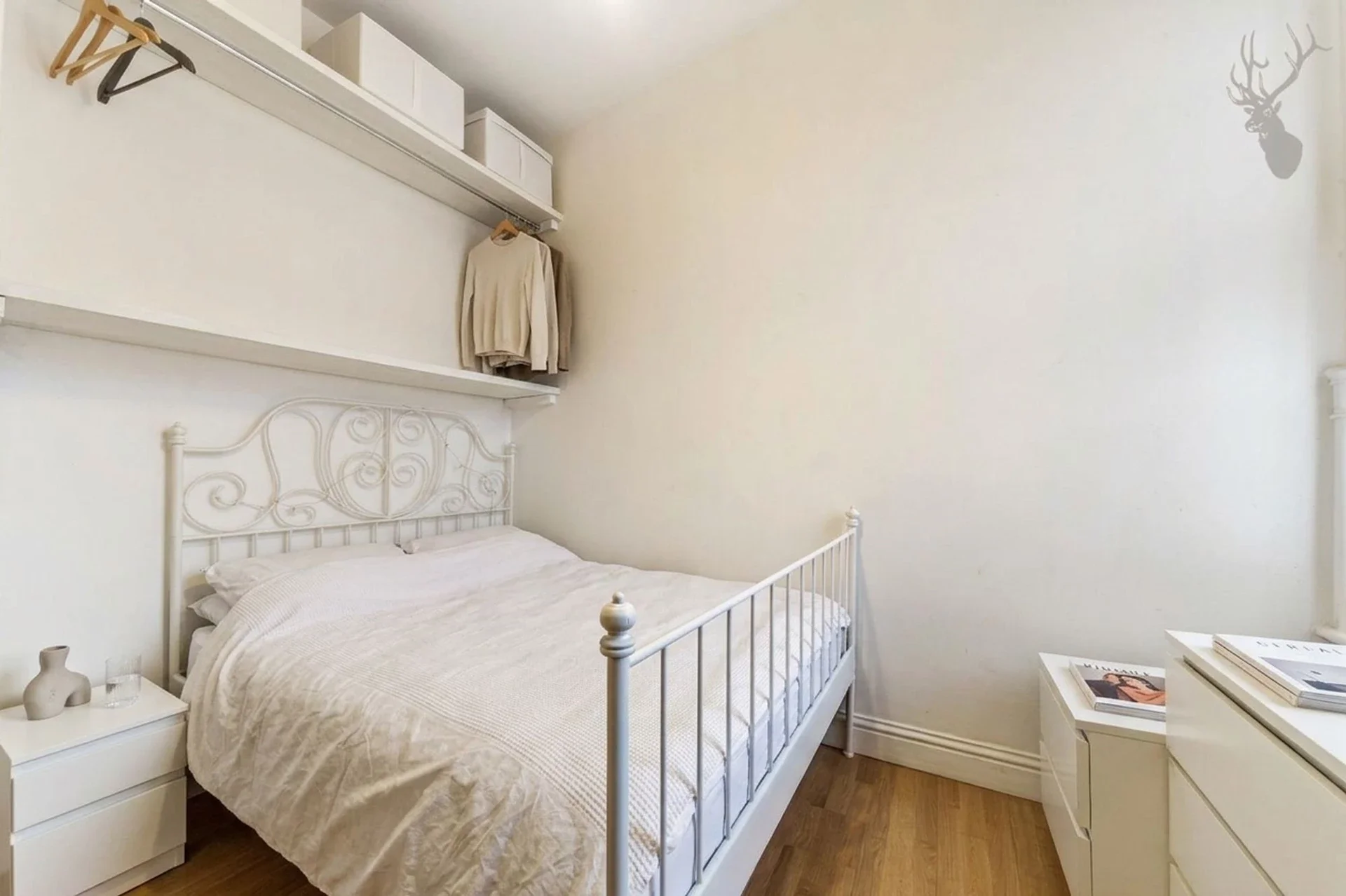 Flat Court Yard in Greater London