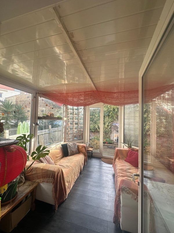 Room Bellefields Road in Greater London