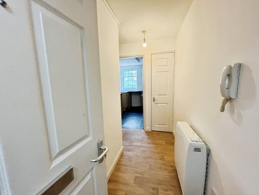 Flat Pines Court in Blandford Forum