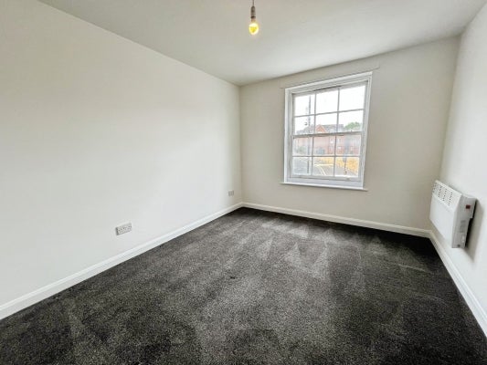 Flat Pines Court in Blandford Forum