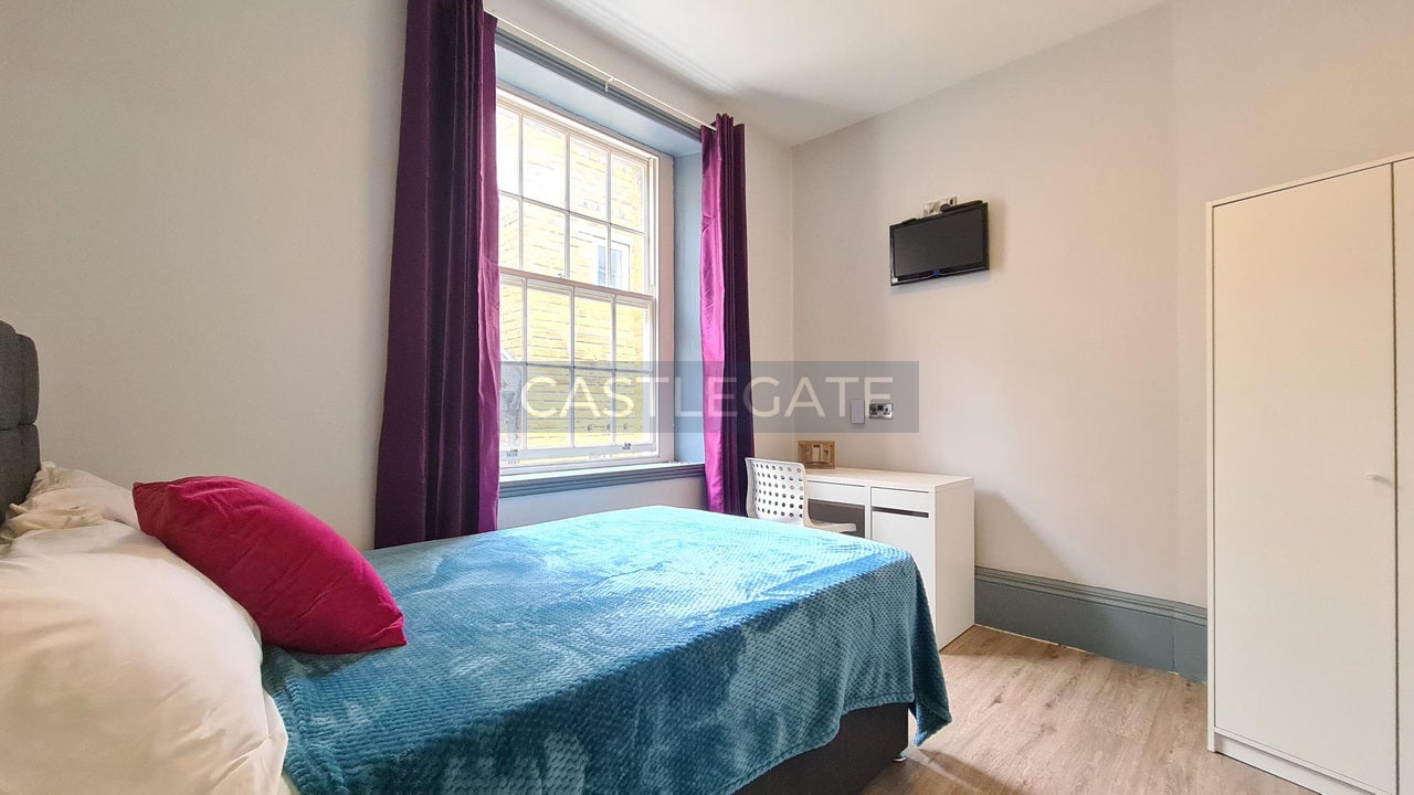 Room St George's Square in Kirklees