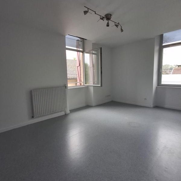 Appartement Boulevard Michel Perret à Fures