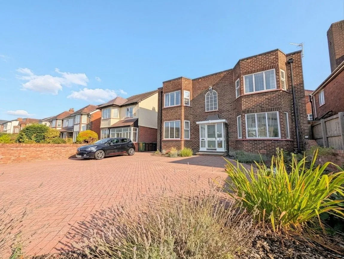 Flat Leyland Road in Southport