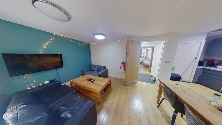 Flat Woolpack Lane in Nottingham
