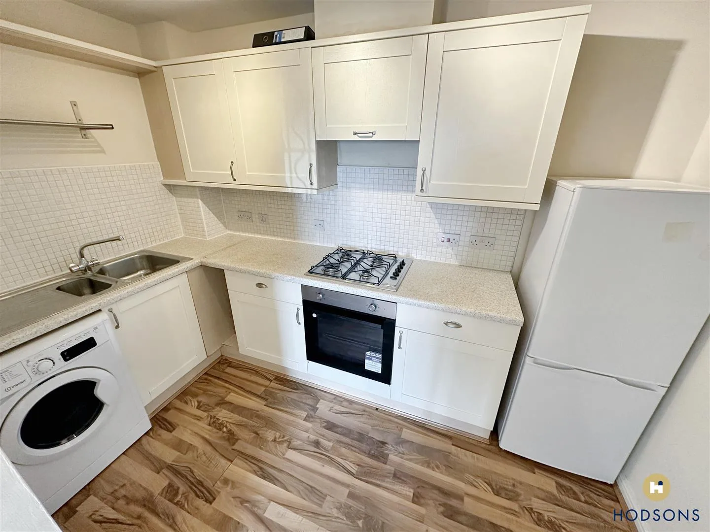 Flat Carnforth Avenue in Wakefield