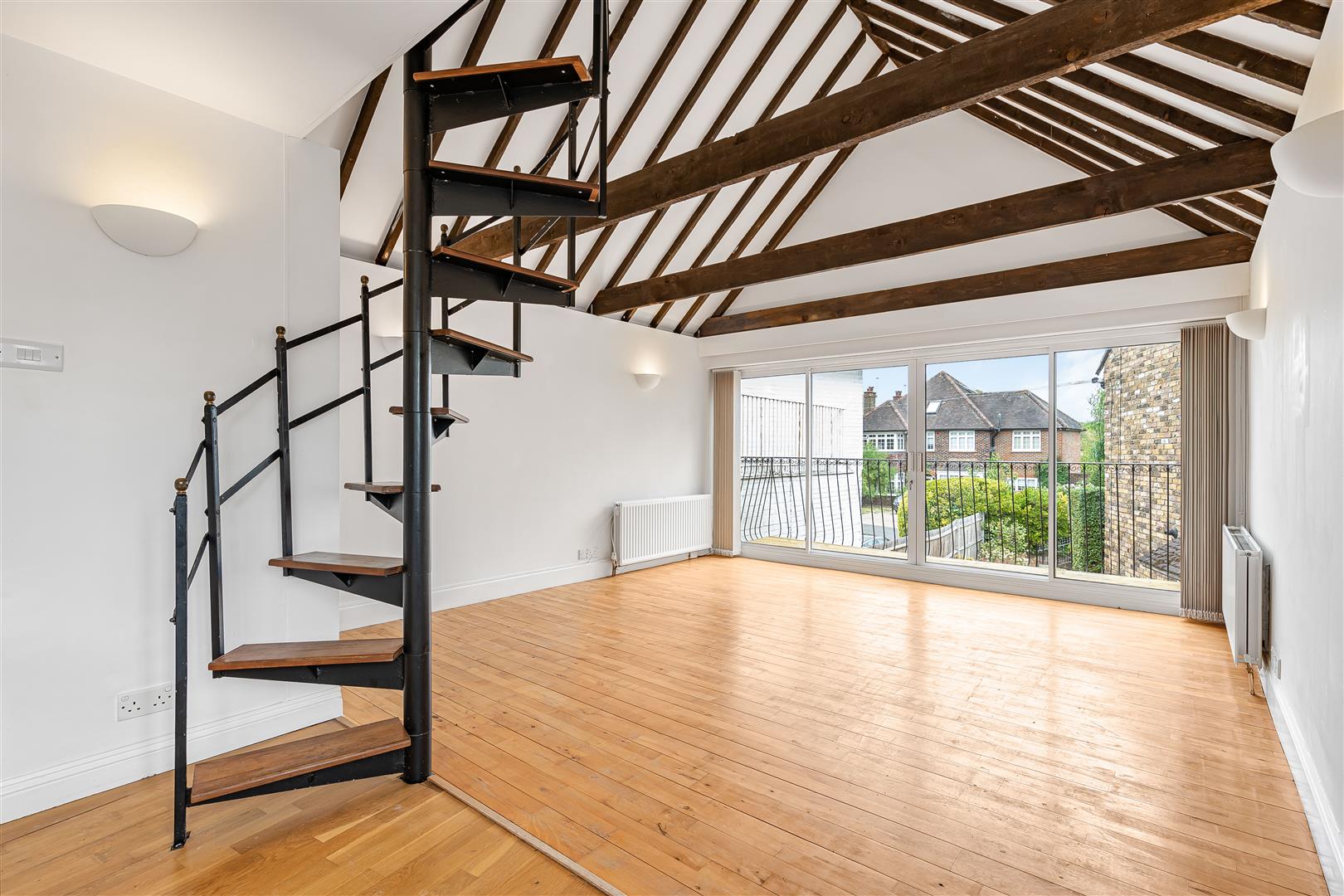 Flat Linkside in Greater London
