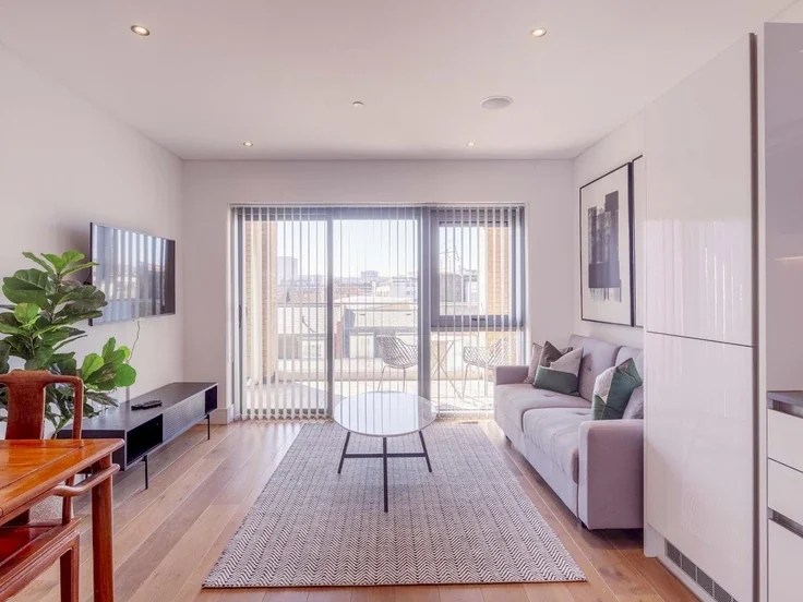 Flat Parr Street in Greater London
