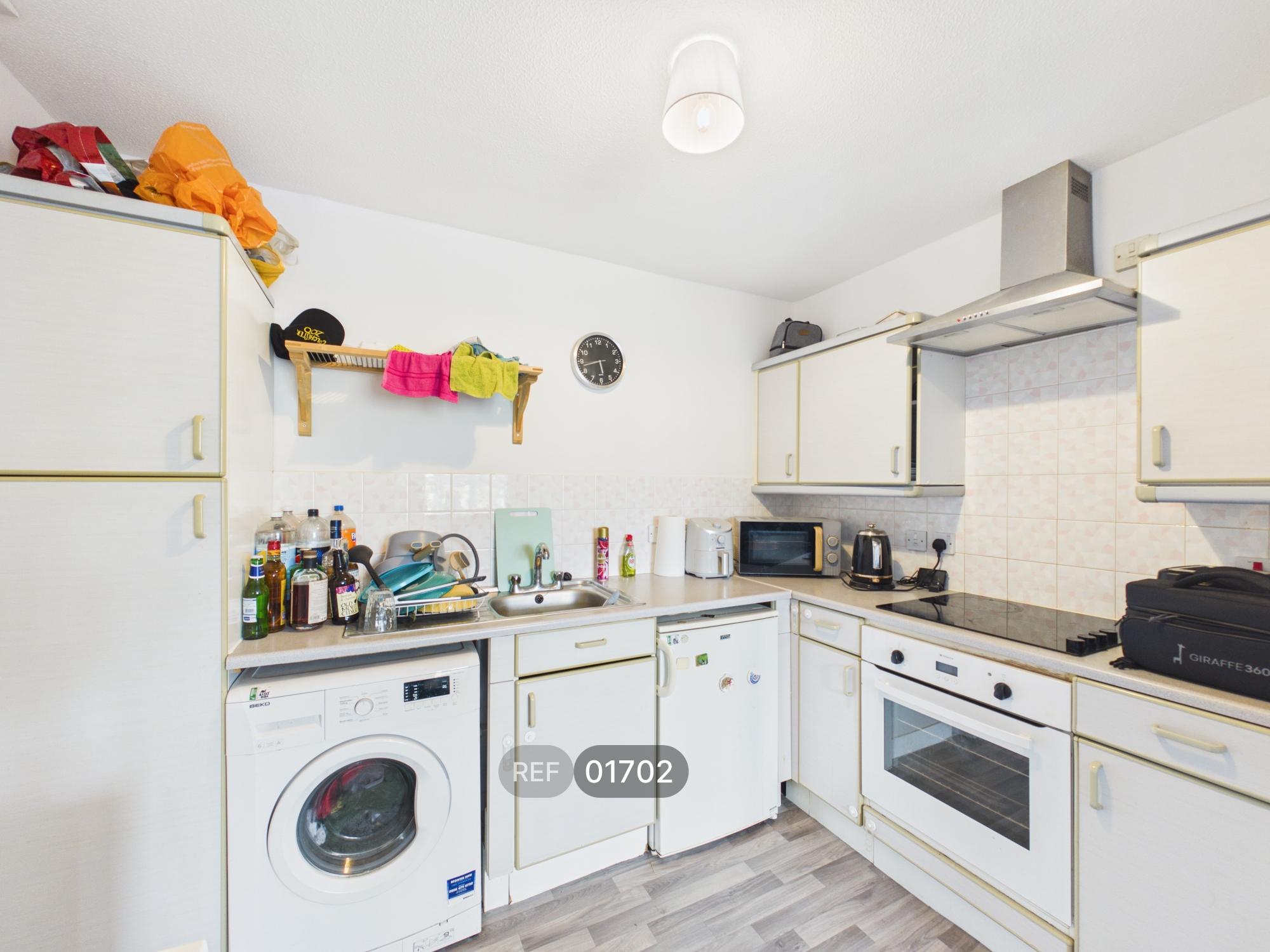 Flat Enville Way in Colchester