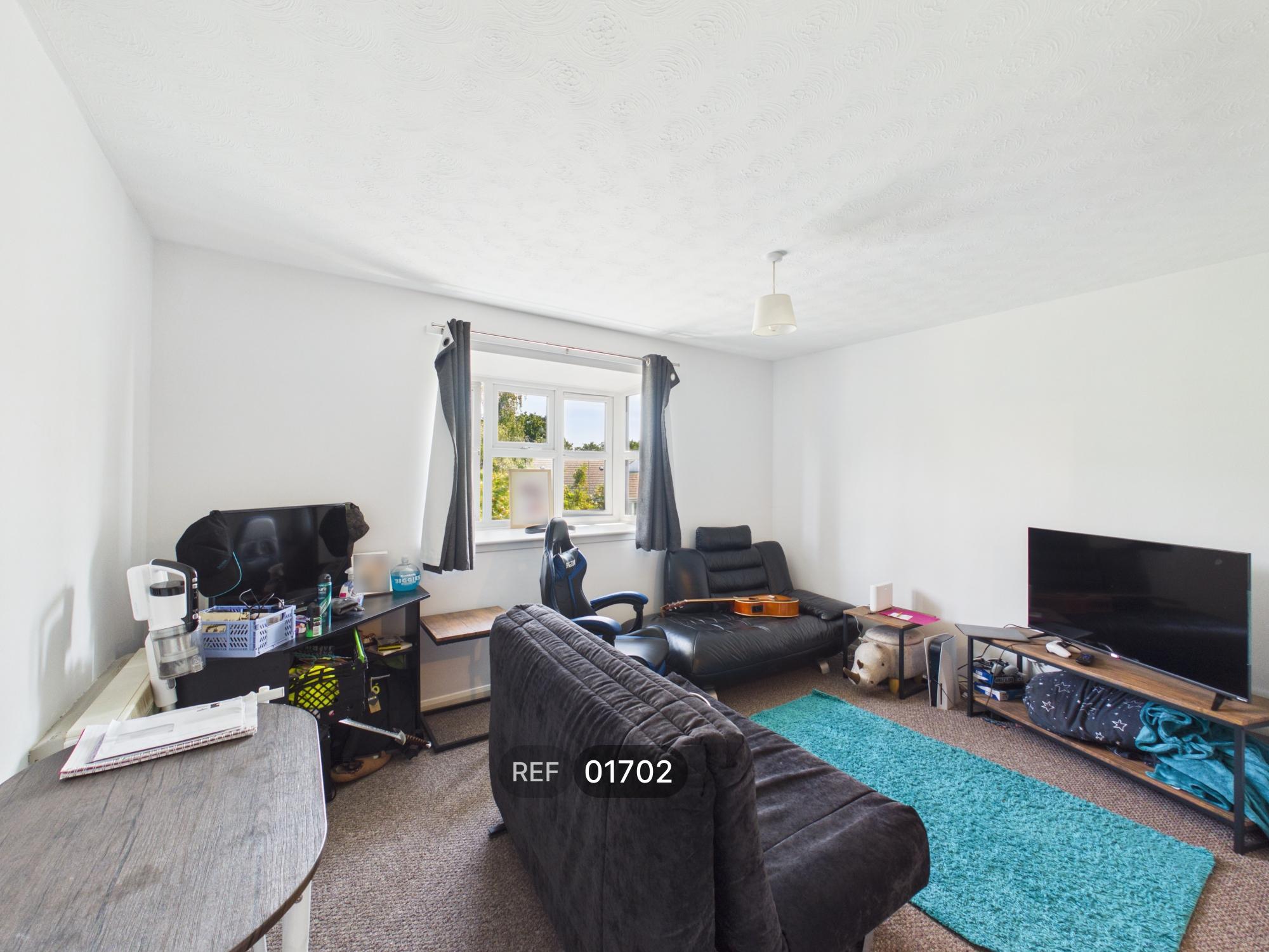Flat Enville Way in Colchester
