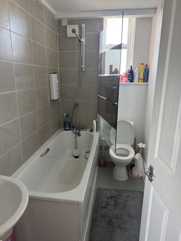 Room Holbein Mews in Greater London