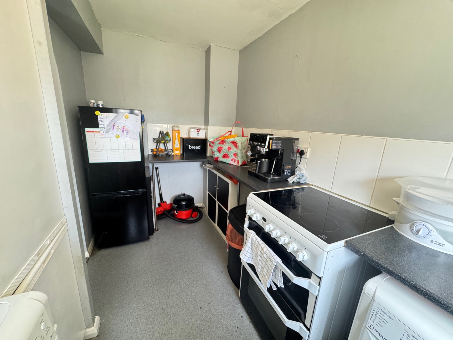 Flat Latimer Drive in Greater London