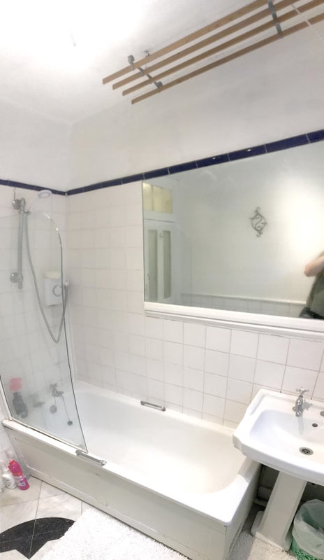 Flat Pulton Place in Greater London