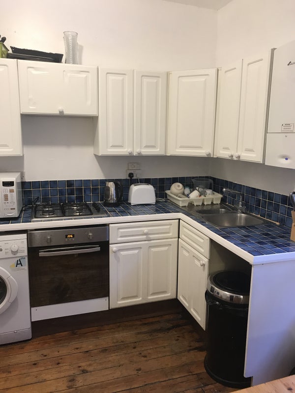 Flat Pulton Place in Greater London