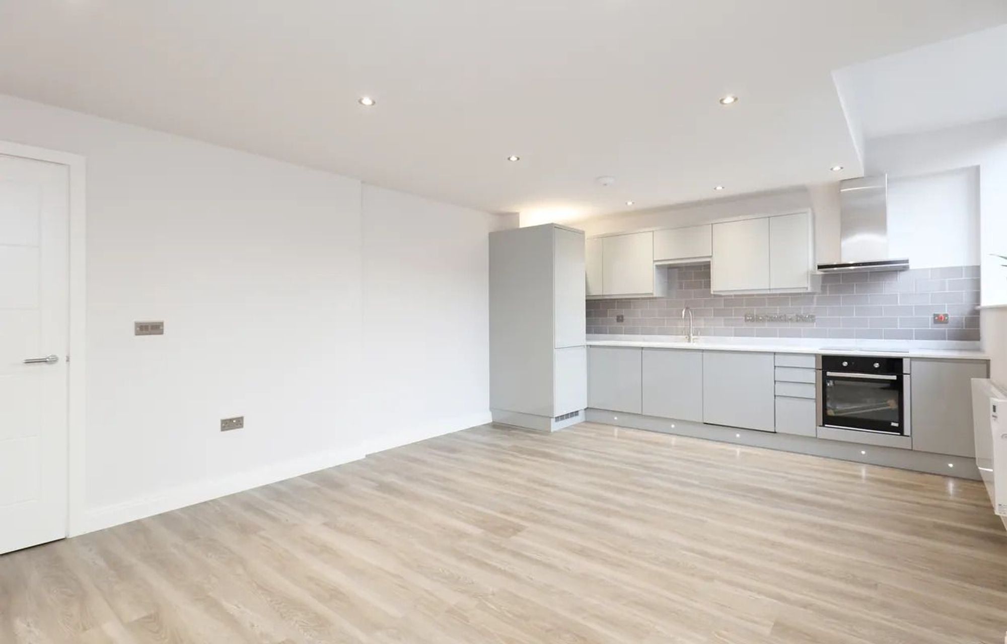 Flat Newlyn Road in Sheffield