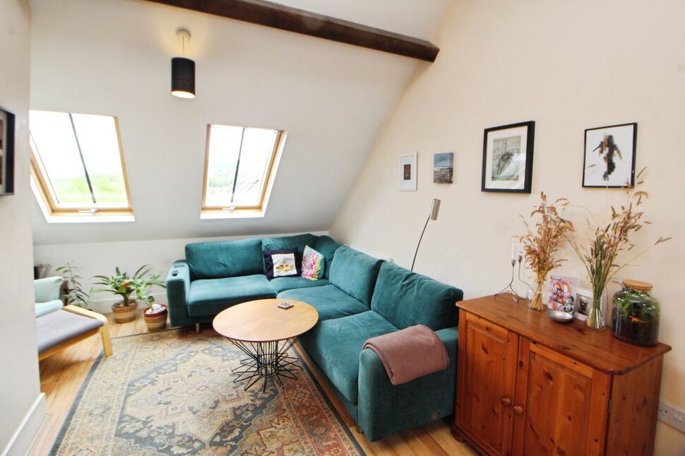 Flat Bankfield Court in Liverpool