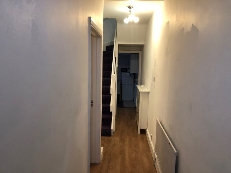 Room Harleyford Road in Greater London
