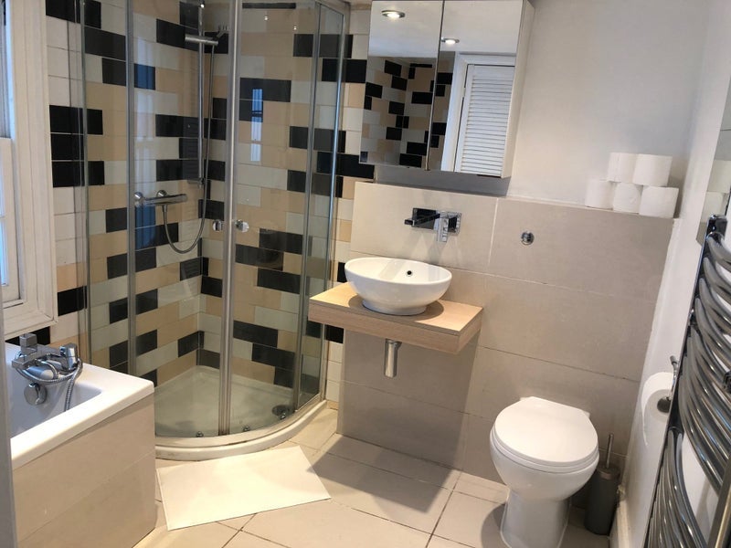 Room Harleyford Road in Greater London