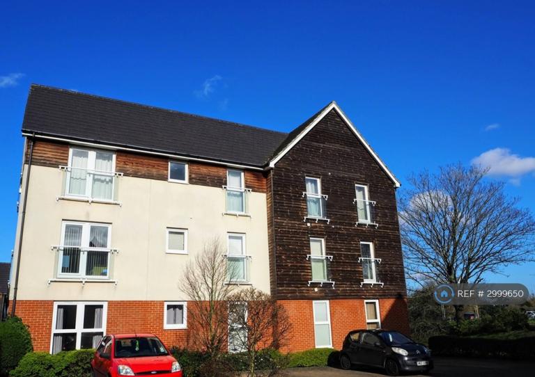 Flat Chelmer Road in Chelmsford