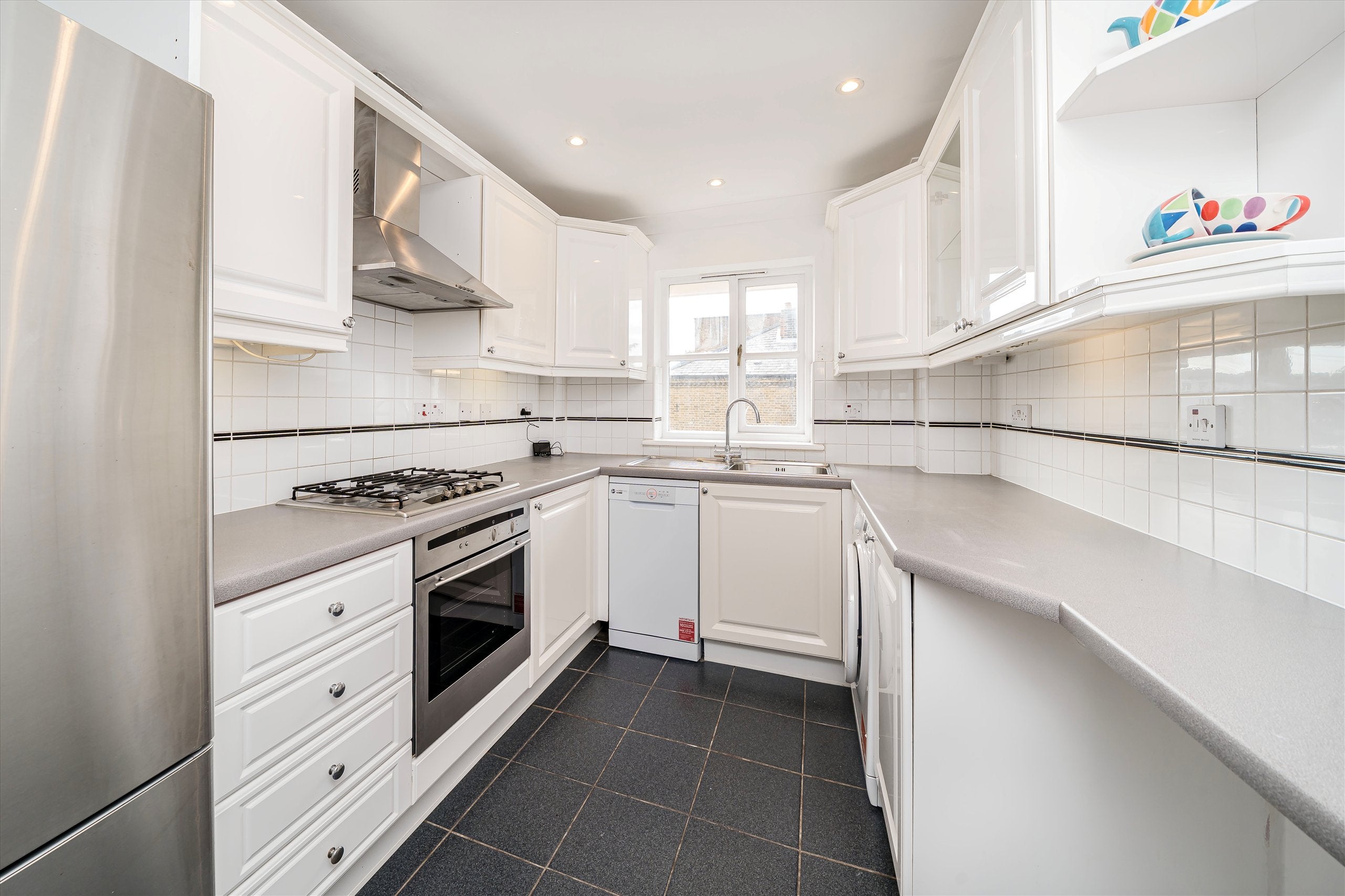 Flat Sycamore Mews in Greater London