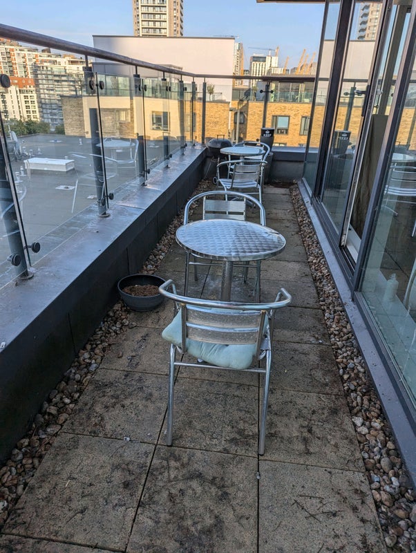 Room Boardwalk Place in Greater London