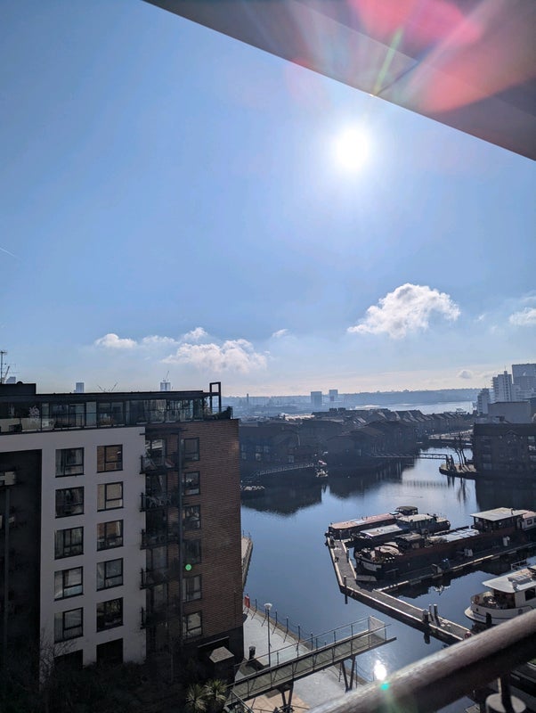 Room Boardwalk Place in Greater London