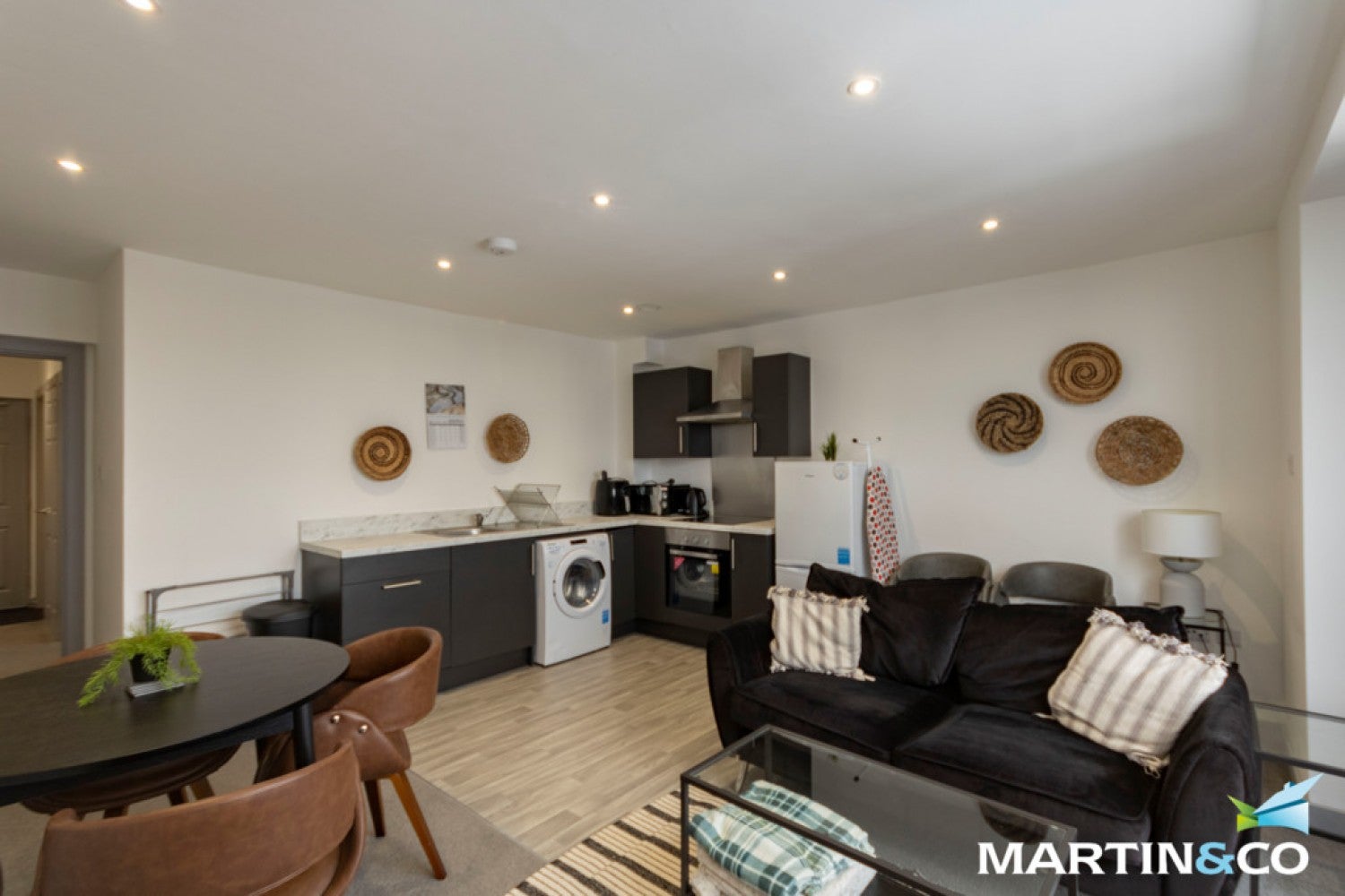 Flat Dudley Road in Brierley Hill