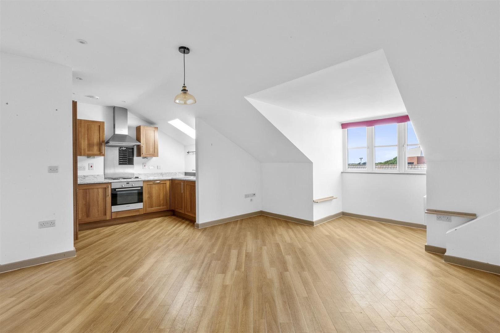 Flat Viridian Square in Aylesbury