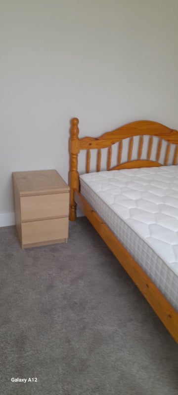 Room Haselbury Road in Greater London
