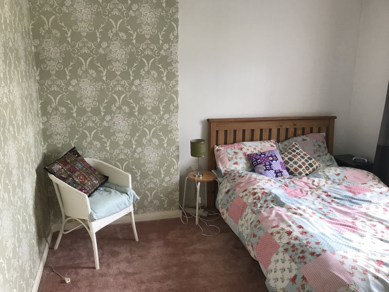 Room Gilbert Place in Cardiff