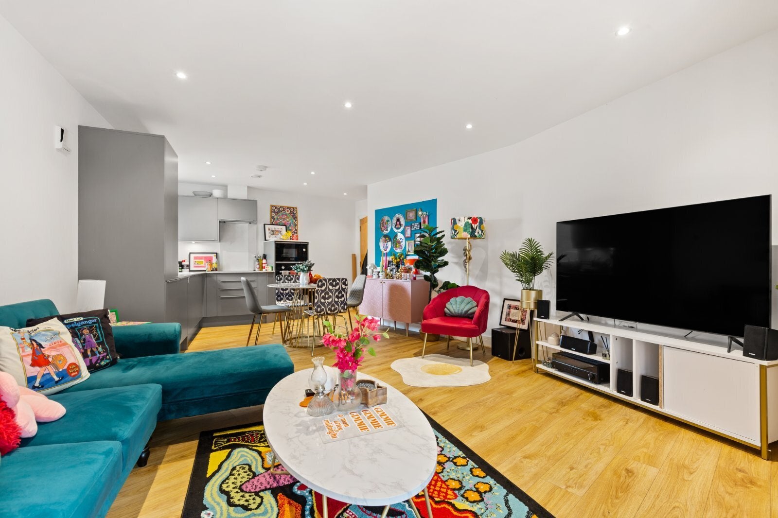 Flat Malden Road in Greater London