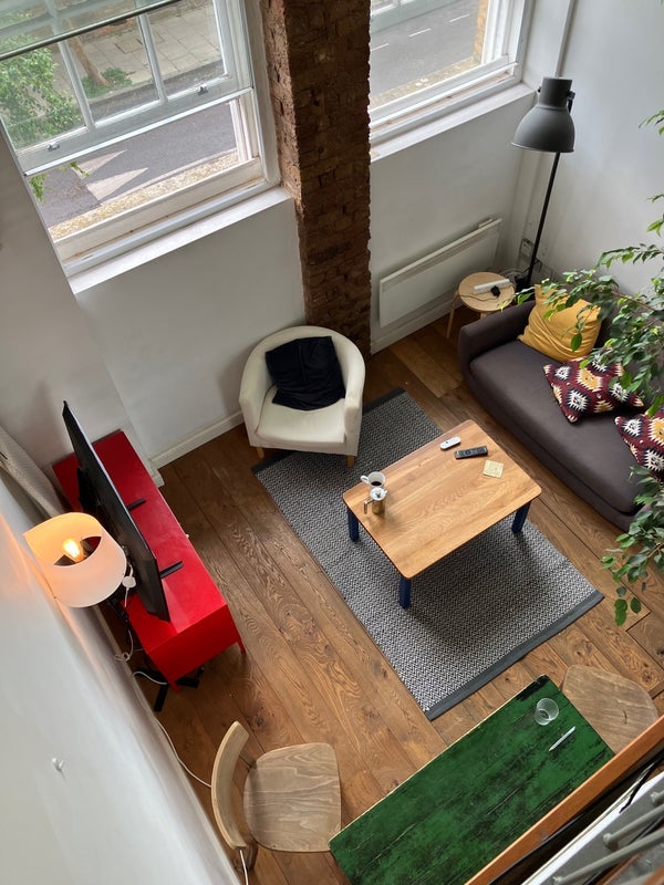 Room Scholars' Place in Greater London