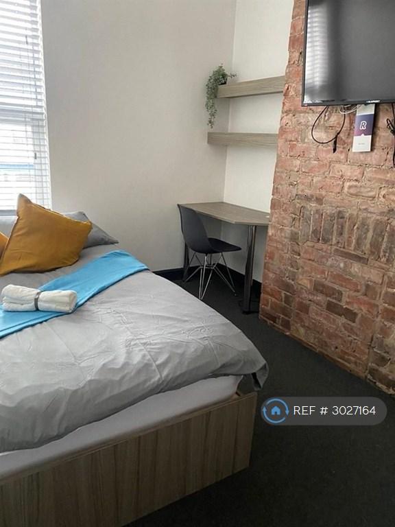 Room Washington Street in Hull