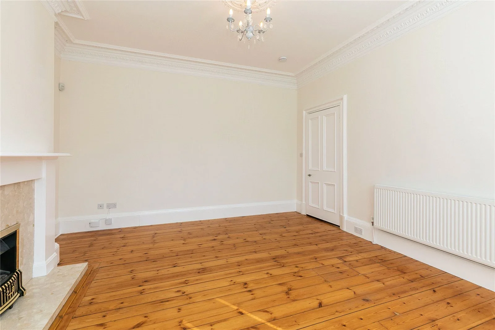 House Comiston Drive in City of Edinburgh
