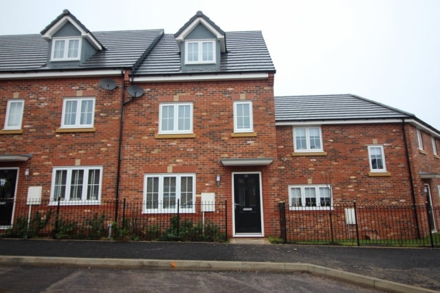 House Sandbrook Gardens in Wigan
