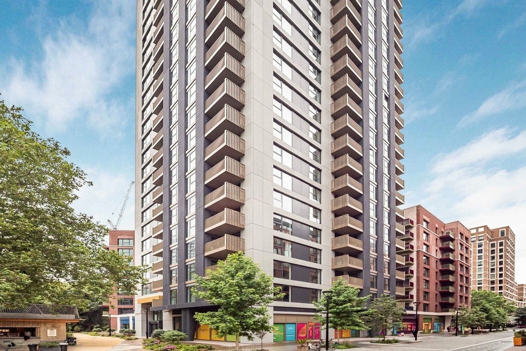 Flat Heygate Street in Greater London