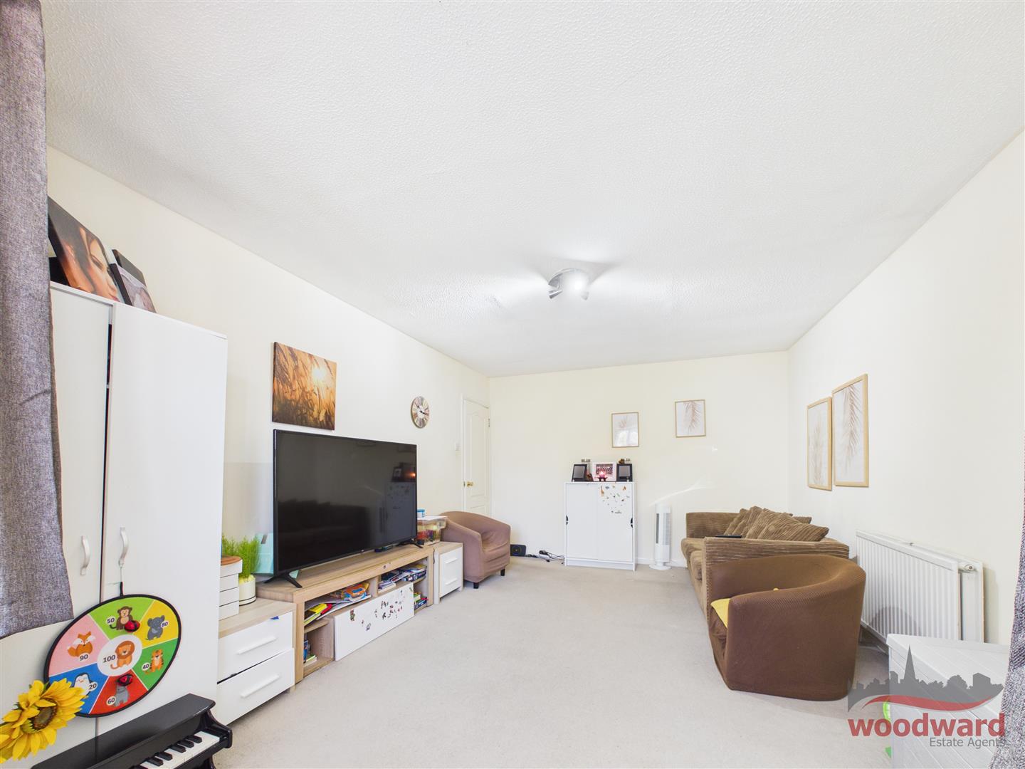 Flat Harrow View in Greater London