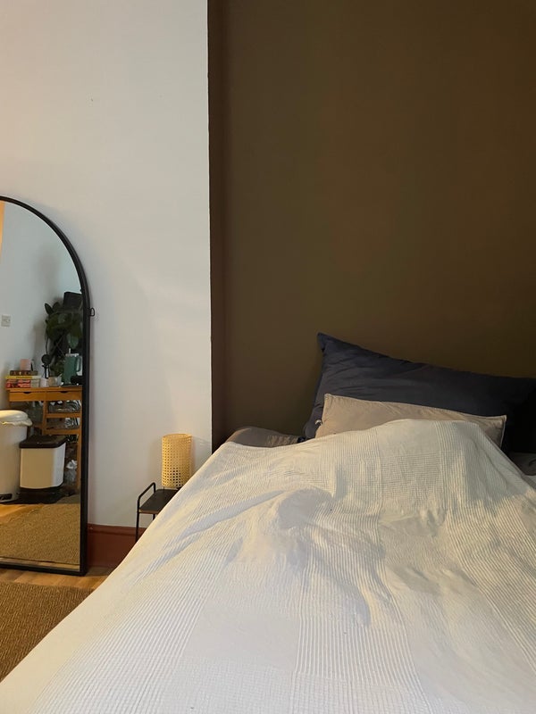 Flat Belsize Square in Greater London