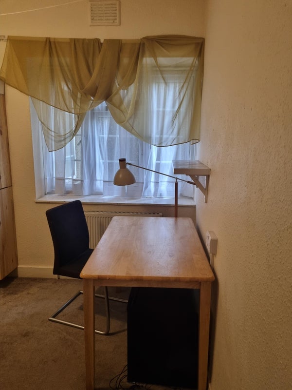 Room Great North Road in Greater London