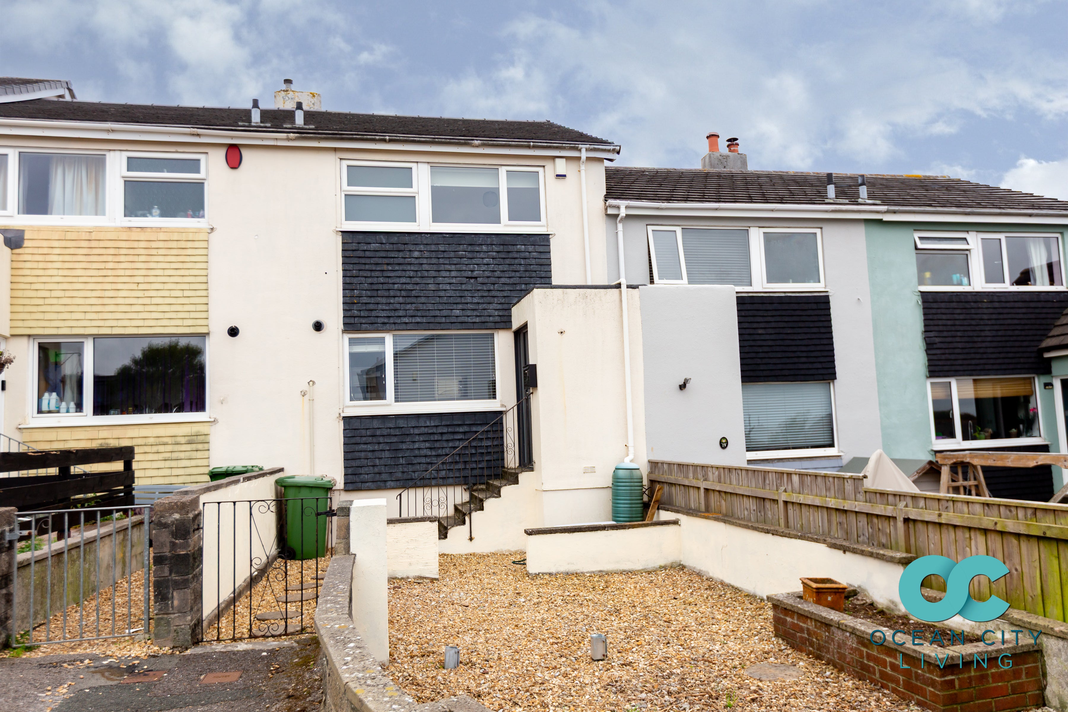 House Pleasure Hill Close in Plymouth