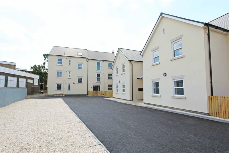 Flat Wesley Court in Ketley