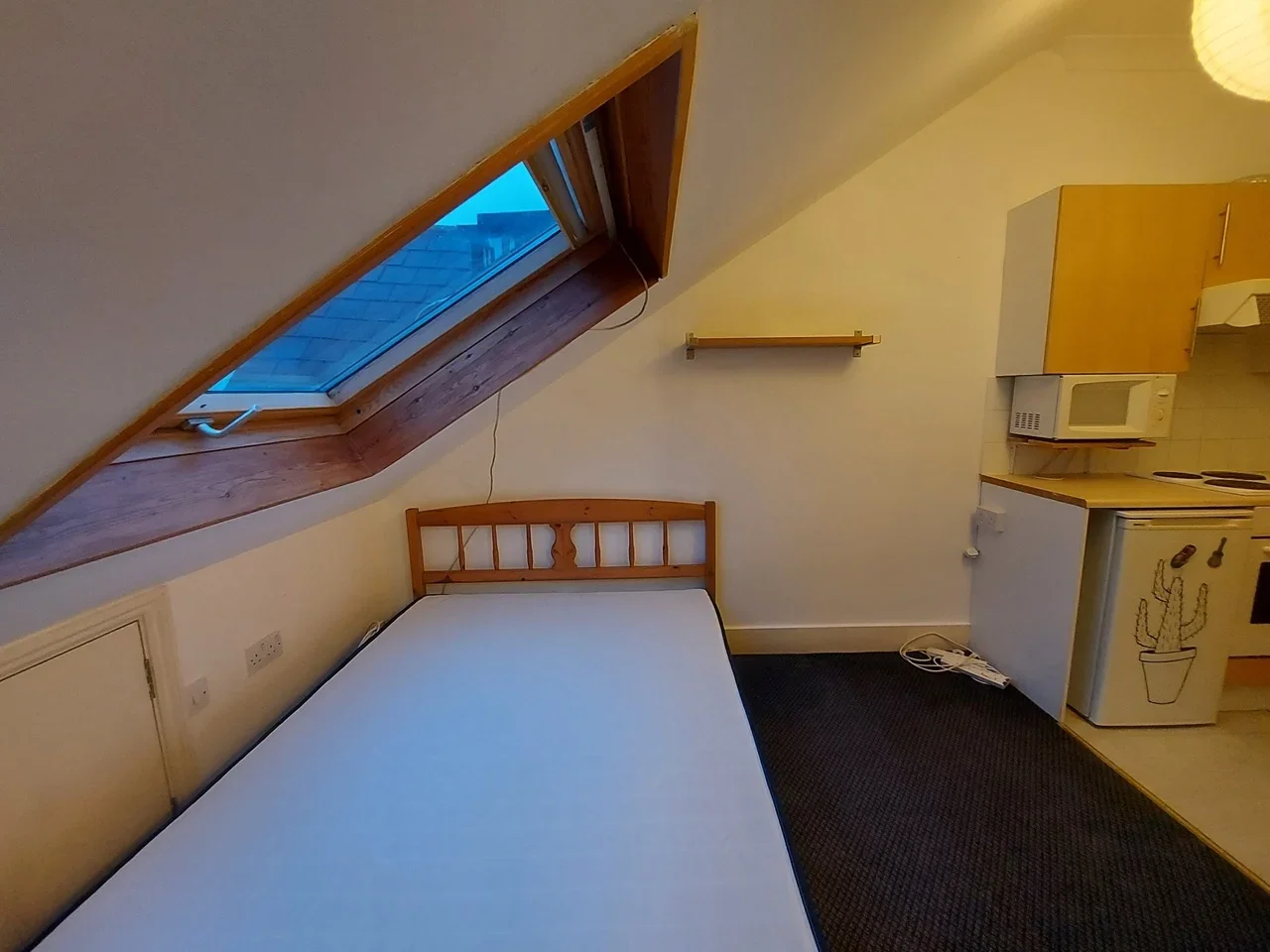 Flat Stanmore Road in Greater London