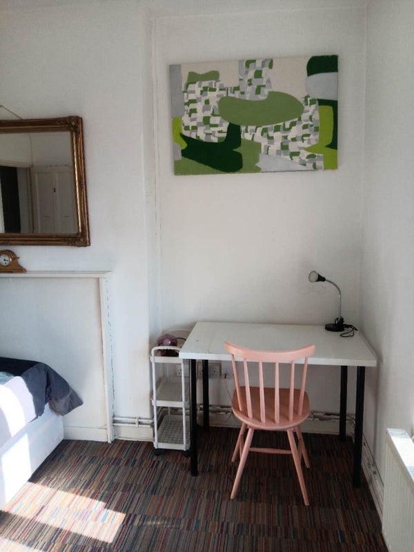 Room Hurlock Street in Greater London