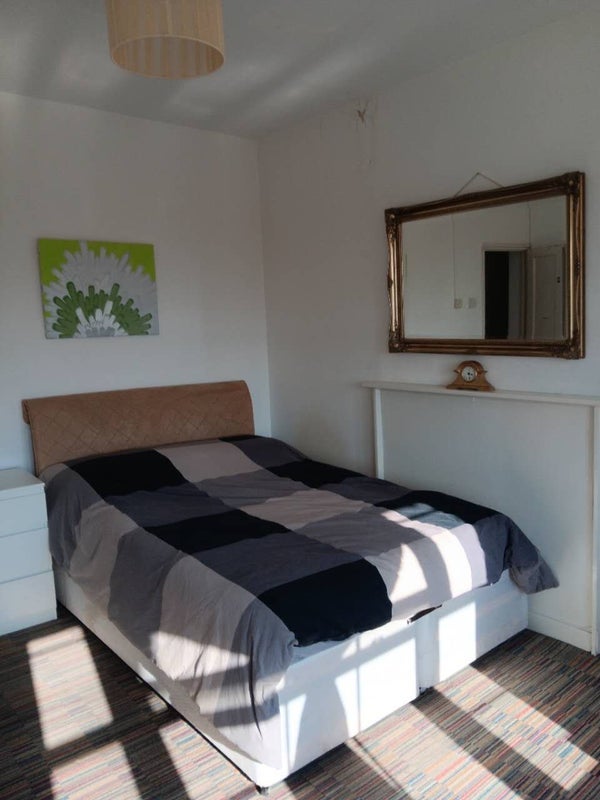 Room Hurlock Street in Greater London