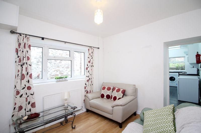 Flat Stow Hill in Pontypridd