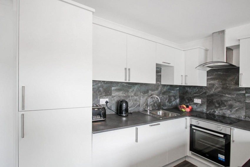 Flat Roslin Place in Aberdeen City