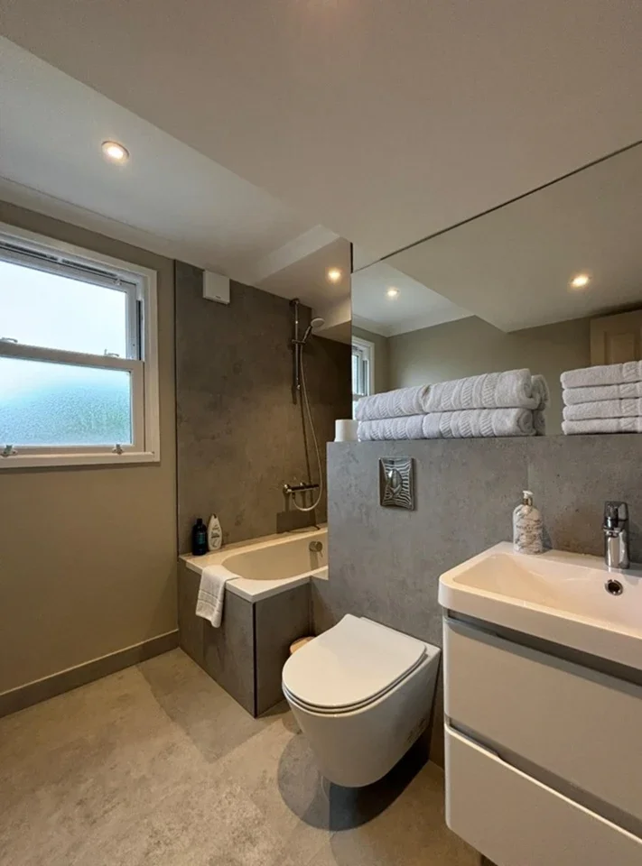 Flat Redburn Street in Greater London