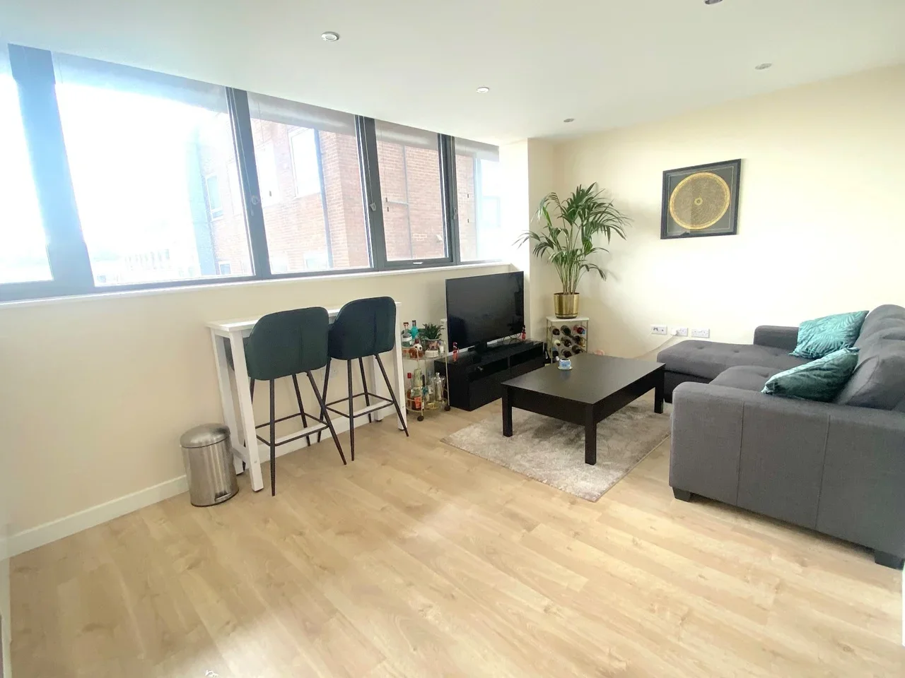 Flat Greyfell Close in Greater London
