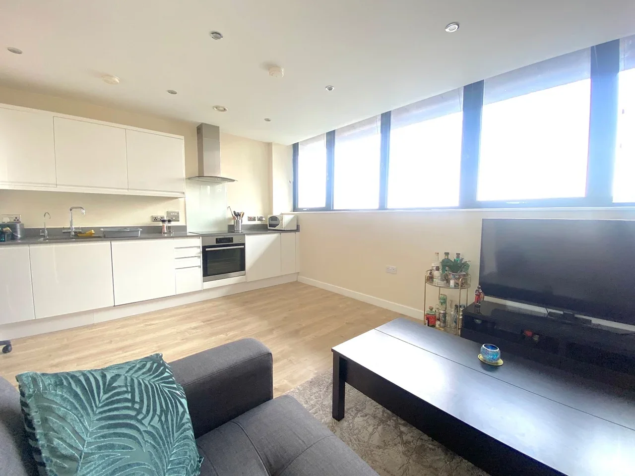 Flat Greyfell Close in Greater London